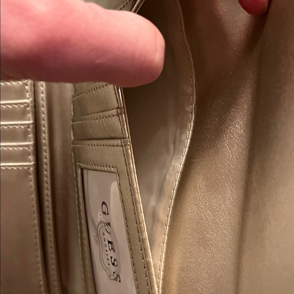 GUESS Light Pink Patterned Wallet - Picture 5 of 8